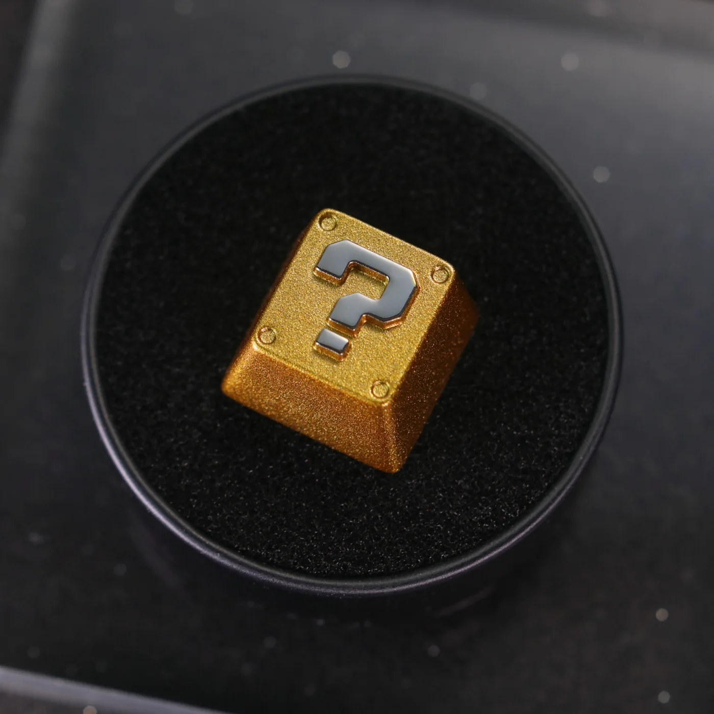 Gold question-mark 1U metal keycap