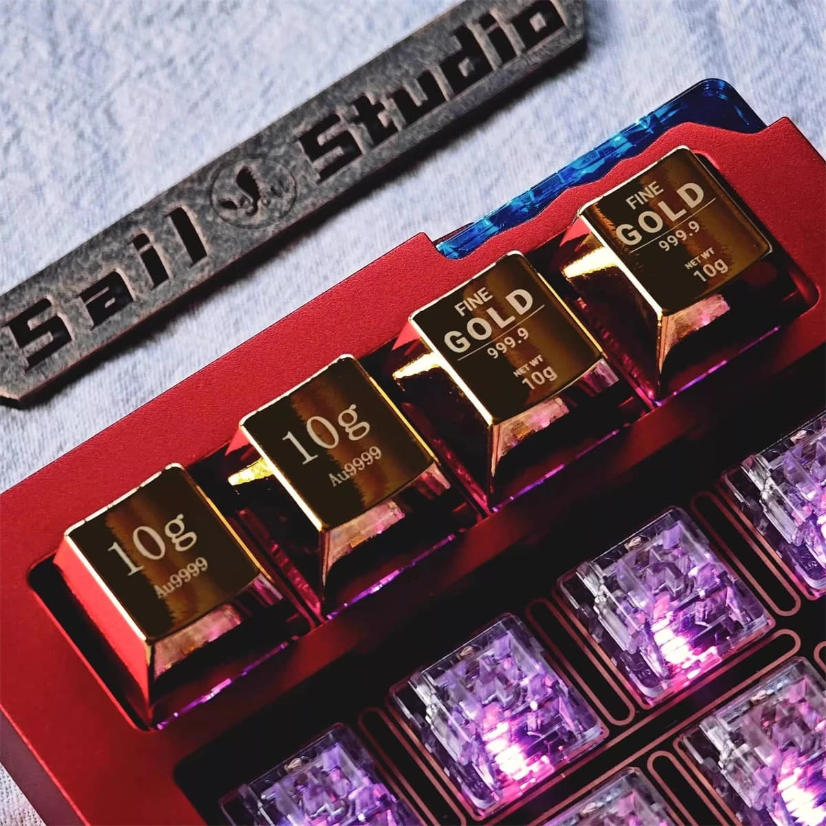Gold brick metal keycap set