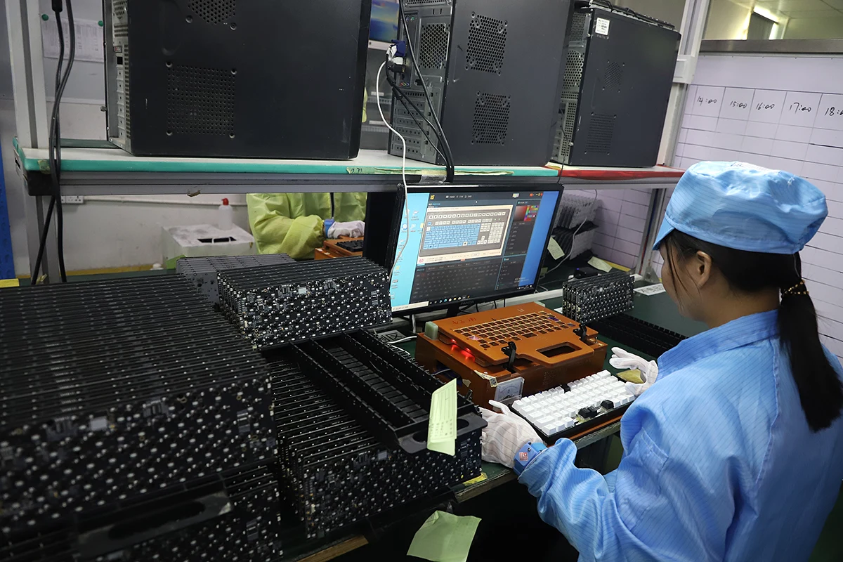 Bench inspection equipment in use