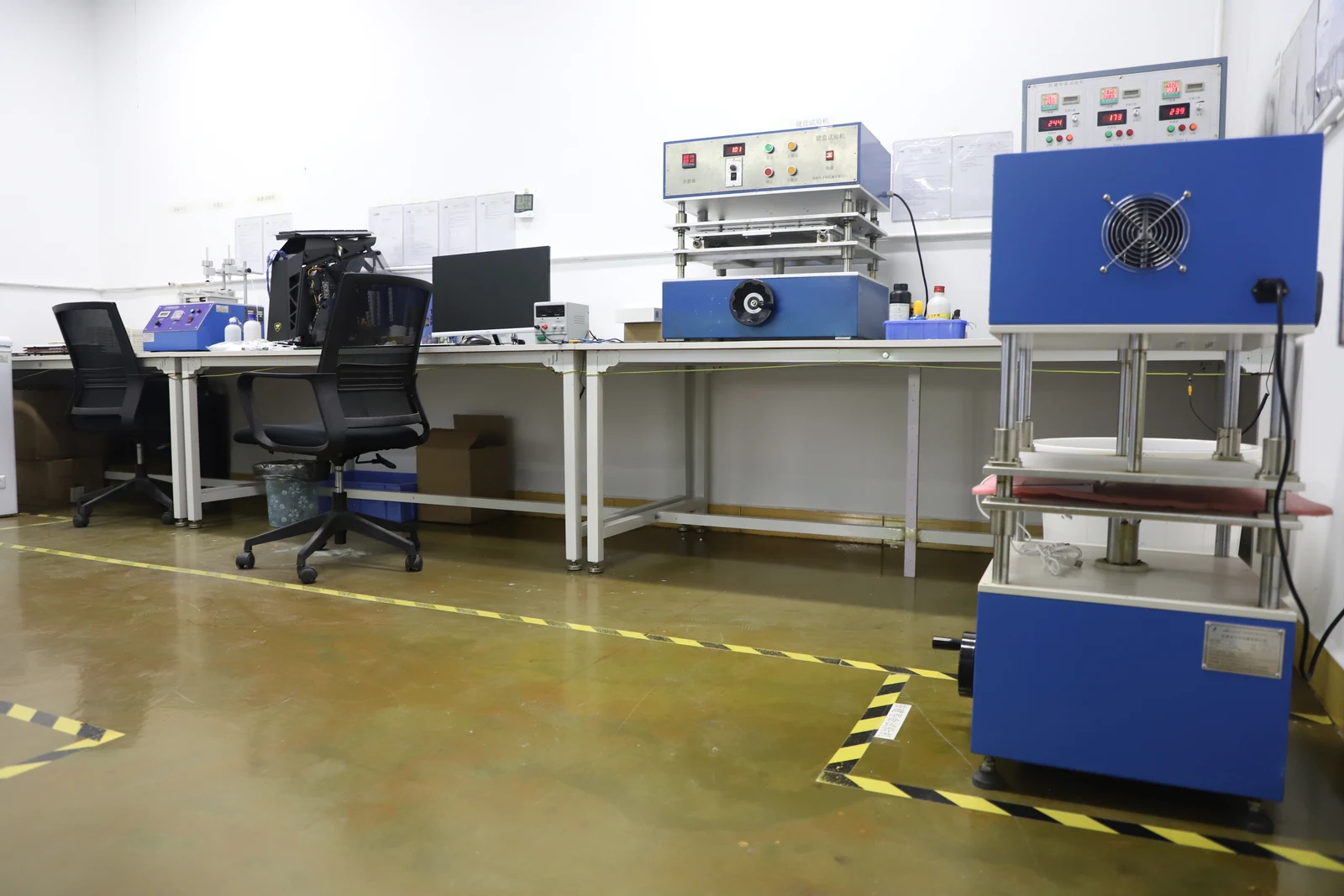 Wide view of a manufacturing-partner laboratory
